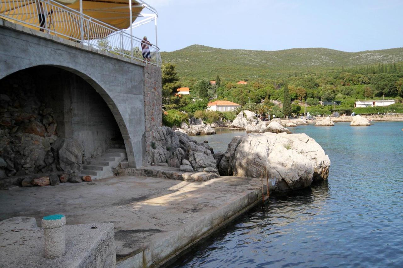 Apartments By The Sea Molunat, Dubrovnik - 8550 Exterior photo