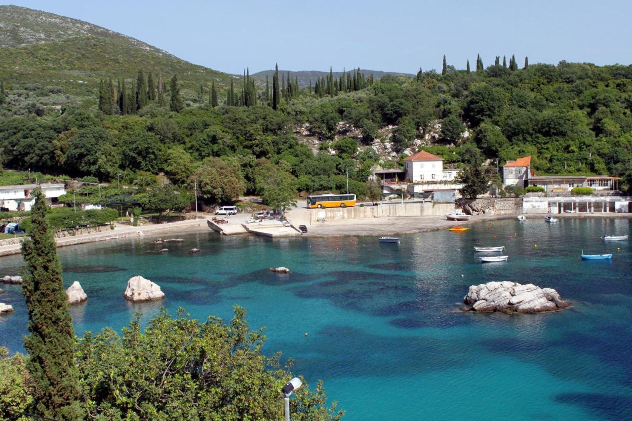 Apartments By The Sea Molunat, Dubrovnik - 8550 Exterior photo