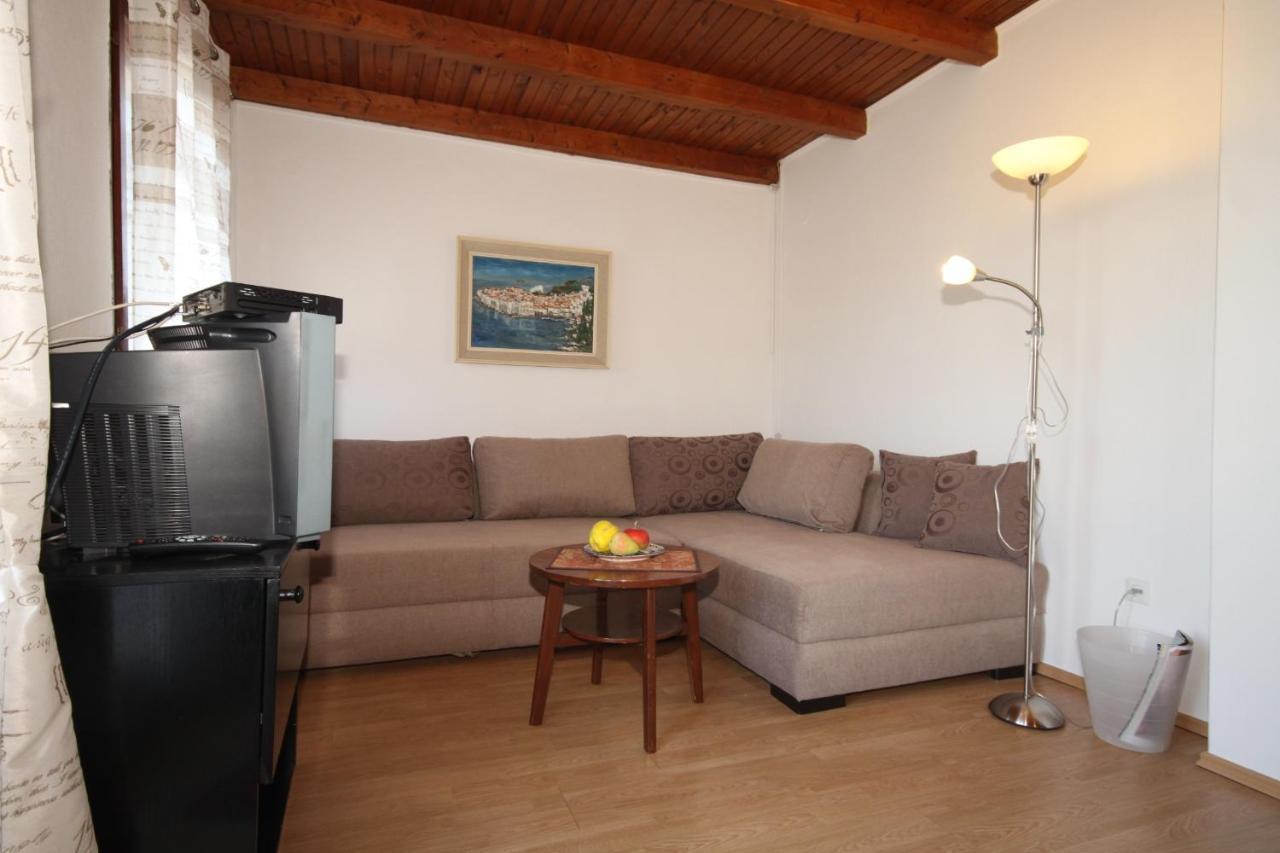 Apartments By The Sea Molunat, Dubrovnik - 8550 Exterior photo